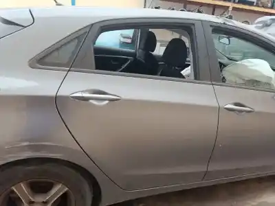 Peça sobressalente para automóvel em segunda mão porta do automóvel traseira direita por hyundai i30 ranchera familiar (gd) 1.4 crdi referências oem iam 