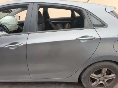 Peça sobressalente para automóvel em segunda mão porta do automóvel traseira esquerda por hyundai i30 ranchera familiar (gd) 1.4 crdi referências oem iam 