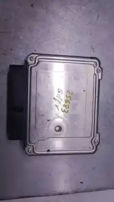 Pezzo di ricambio per auto di seconda mano CENTRALINA MOTORE per VOLKSWAGEN GOLF V BERLINA (1K1) Trendline Riferimenti OEM IAM 0281013226  