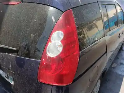 Pezzo di ricambio per auto di seconda mano luci posteriori destra per mazda 5 (cr19) 2.0 cd (cr19) riferimenti oem iam 
