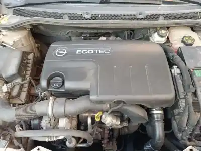 Gebrauchtes Autoersatzteil KOMPLETTER MOTOR zum OPEL ASTRA J LIM.  OEM-IAM-Referenzen A17DTS  