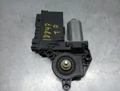 Автозапчастина б/у двигатель заднього правого скла для AUDI A4 B6 (8E2) 1.9 TDI Посилання на OEM IAM 8E0959802A  105849106