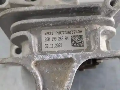 Second-hand car spare part right engine support for seat arona style oem iam references   