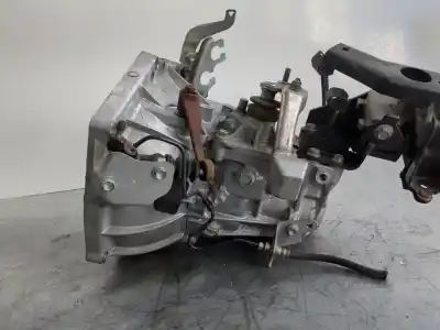 Pezzo di ricambio per auto di seconda mano riduttore per toyota yaris active riferimenti oem iam   