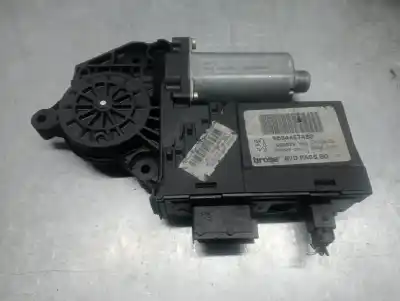 Pièce détachée automobile d'occasion Moteur Lève Vitre Avant Droit pour PEUGEOT 307 (S1) 2.0 HDi CAT Références OEM IAM 9634457480  0130821766