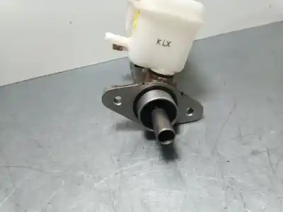 Pezzo di ricambio per auto di seconda mano pompa freni per ssangyong rodius 2.2 td cat riferimenti oem iam   