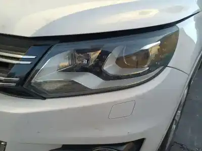 Piesă de schimb auto la mâna a doua FAR STÂNGA pentru VOLKSWAGEN TIGUAN (5N1) +Motion Referințe OEM IAM   