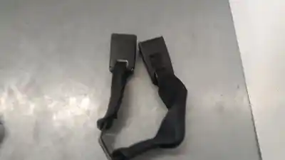 Pezzo di ricambio per auto di seconda mano GANCIO CINTURA POSTERIORE DESTRO per BMW X1 (E84) sDrive 18d Riferimenti OEM IAM 622880100B  