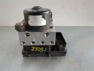 Pezzo di ricambio per auto di seconda mano abs per ssangyong kyron 200 xdi limited riferimenti oem iam   