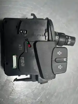 Peça sobressalente para automóvel em segunda mão comutador de limpa vidros por renault clio iii pack authentique referências oem iam   
