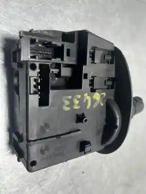 Peça sobressalente para automóvel em segunda mão comutador de limpa vidros por renault clio iii pack authentique referências oem iam   