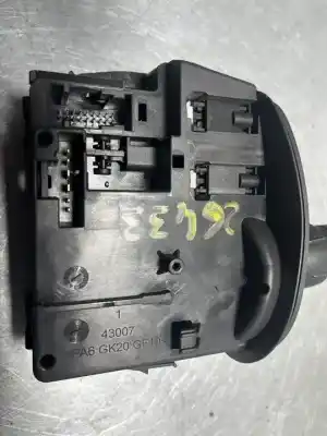 Peça sobressalente para automóvel em segunda mão comutador de limpa vidros por renault clio iii pack authentique referências oem iam   