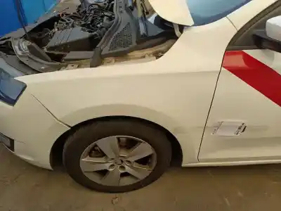 Second-hand car spare part left front fin for skoda rapid ambition oem iam references 