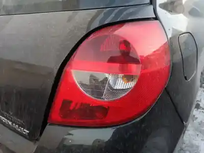 Second-hand car spare part Right Tailgate Light for RENAULT CLIO III iMusic Confort Dynamique 68 CV / 50 KW OEM IAM references 89075790  