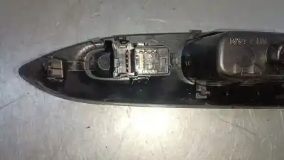 Peça sobressalente para automóvel em segunda mão botão / interruptor elevador vidro traseiro esquerdo por nissan juke (f15) 1.6 referências oem iam 829611ka2a