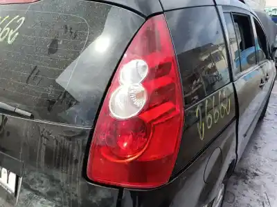 Second-hand car spare part right tailgate light for mazda 5 (cr19) 2.0 cd (cr19) oem iam references 