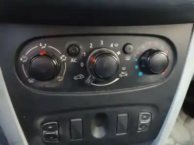Peça sobressalente para automóvel em segunda mão comando de sofagem (chauffage / ar condicionado)  por dacia sandero ambiance referências oem iam 