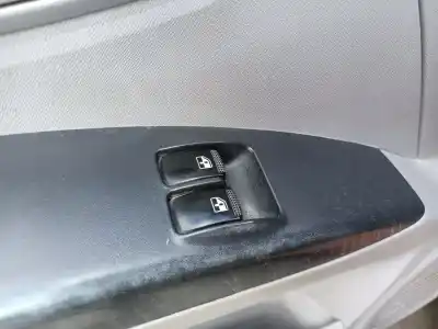 Second-hand car spare part left front power window switch for kia picanto 1.1 active oem iam references   