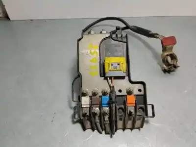 Second-hand car spare part fuse box unit for citroen berlingo first combi 1.6 hdi 75 sx oem iam references 66652x  