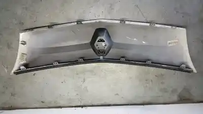 Автозапчасти б/у передняя решетка за renault kangoo (f/kc0) luxe privilege ссылки oem iam 8200499017