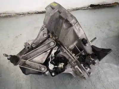 Second-hand car spare part gearbox for dacia logan express ambiance oem iam references   jr5147