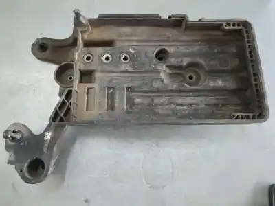 Автозапчасти б/у различные детали за audi a3 (8v) ambiente ссылки oem iam 5q0915321  