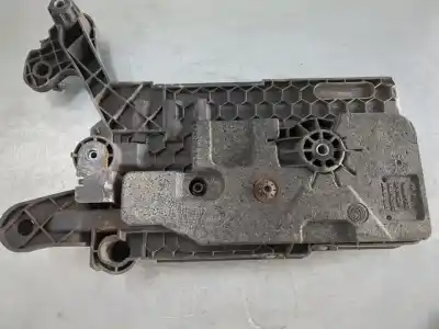 Автозапчасти б/у различные детали за audi a3 (8v) ambiente ссылки oem iam 5q0915321  