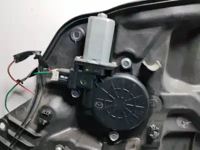 Second-hand car spare part passenger side right window regulator for mazda 2 lim. (de) 1.4 diesel cat oem iam references   