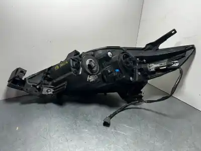 Second-hand car spare part right headlight for mazda 5 (cr19) 2.0 cd (cr19) oem iam references   