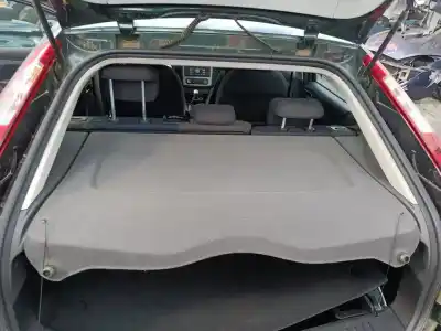 Second-hand car spare part PARCEL SHELF for FORD FOCUS BERLINA (CAP) Ghia OEM IAM references    Second-hand car spare part PARCEL SHELF for FORD FOCUS BERLINA (CAP) Ghia OEM IAM references