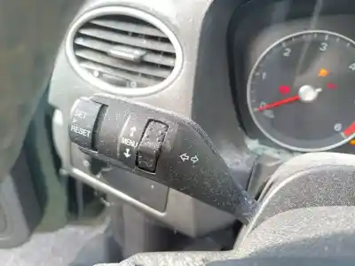 Second-hand car spare part Indicator Switch for FORD FOCUS BERLINA (CAP) Ghia OEM IAM references   