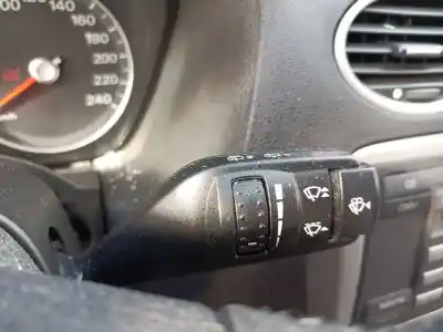 Second-hand car spare part Windshiel Wiper Switch for FORD FOCUS BERLINA (CAP) Ghia OEM IAM references   