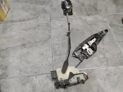 Peça sobressalente para automóvel em segunda mão fechadura da porta traseira direita por peugeot 208 active referências oem iam 968808  