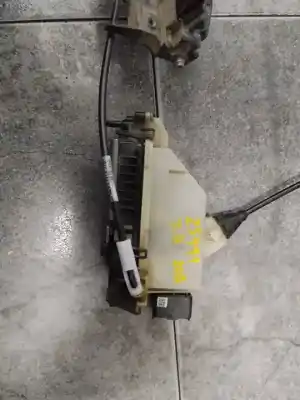 Peça sobressalente para automóvel em segunda mão fechadura da porta traseira direita por peugeot 208 active referências oem iam 968808  