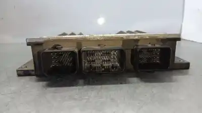 Автозапчасти б/у блок управления двигателем за RENAULT CLIO II FASE II (B/CB0) Base Authentique 65 CV / 48 KW ссылки OEM IAM 8200498183  