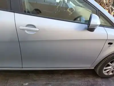 Peça sobressalente para automóvel em segunda mão porta dianteira direita por seat leon (1p1) stylance / style referências oem iam   