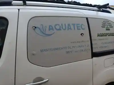 Автозапчасти б/у ЛЕВАЯ СДВИЖНАЯ БОКОВАЯ ДВЕРЬ за PEUGEOT PARTNER KOMBI  ссылки OEM IAM   