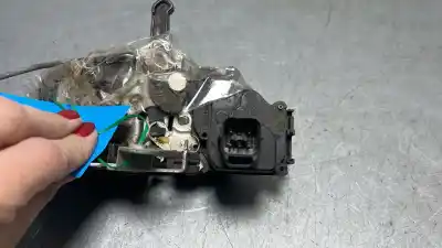 Peça sobressalente para automóvel em segunda mão fechadura da porta dianteira esquerda por kia cerato 1.6 crdi 84.6 kw referências oem iam 