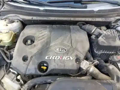 Second-hand car spare part COMPLETE ENGINE for KIA CEE´D  OEM IAM references D4FB  