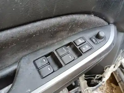 Second-hand car spare part left front power window switch for suzuki vitara 1.4 16v boosterjet cat oem iam references   