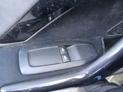 Peça sobressalente para automóvel em segunda mão  por PEUGEOT 208  Referências OEM IAM   