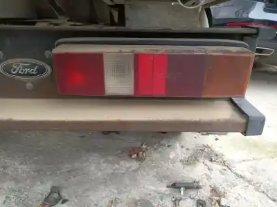 Peça sobressalente para automóvel em segunda mão farolim traseiro direito por ford transit caja cerrada, media (fy) (2000 =>) ft 300 2.0 referências oem iam 