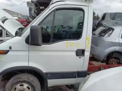 Piesă de schimb auto la mâna a doua usa din fata stânga pentru iveco daily iii caja/chasis 65 c 15 referințe oem iam 