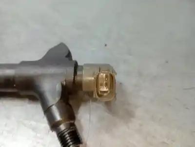 Pezzo di ricambio per auto di seconda mano INIETTORE per TOYOTA AVENSIS (T27) Comfort Riferimenti OEM IAM 236700R100  