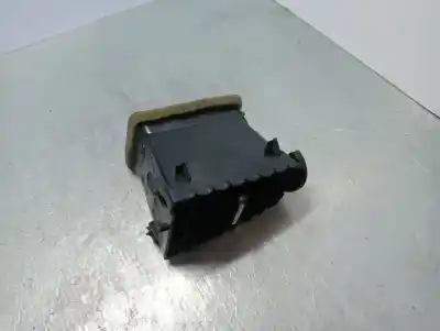 Peça sobressalente para automóvel em segunda mão AERADOR CENTRAL DIREITO por SEAT LEON (5F1) Style Visio Edition Referências OEM IAM 5F1819110  