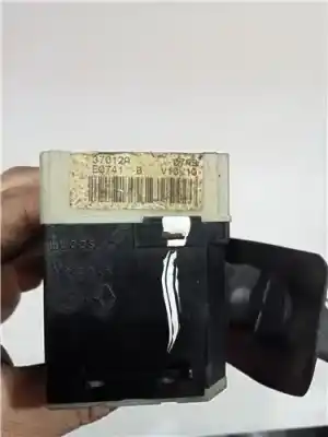 Second-hand car spare part multifunction switch for renault clio ii fase i (b/cb0) (1998->) 1.9 d (b/cb0e) oem iam references 37012a  