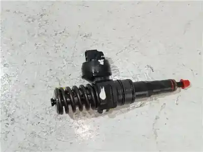 Автозапчастина б/у ИНЖЕКТОР для SKODA SUPERB I (3U4)  Посилання на OEM IAM 038130073BH  