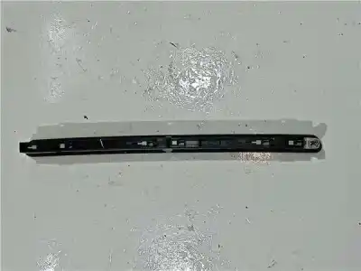 Peça sobressalente para automóvel em segunda mão farolim de travão central por audi a3 (8p1) 2.0 tdi 16v referências oem iam 8p0945097  