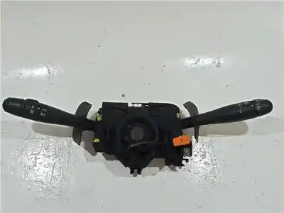 Second-hand car spare part Multifunction Switch for RENAULT CLIO II FASE II (B/CB0) 1.9 D [1.9 Ltr. - 47 kW Diesel] OEM IAM references 7700432854 61670047  