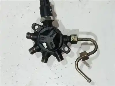 Автозапчасти б/у рампа инжектора за renault clio ii fase ii (b/cb0) 1.5 dci diesel ссылки oem iam 8200057232  